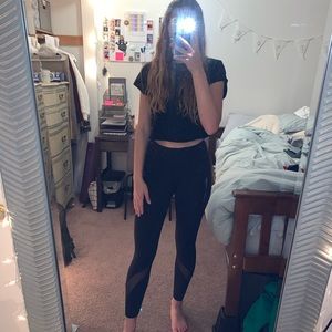 Lululemon Full Length Workout Leggings ~ Size 4